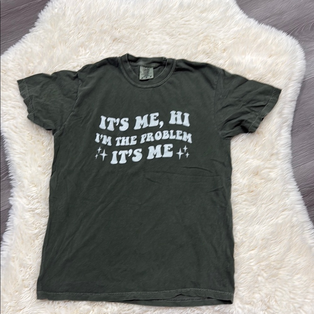 Green Short Sleeve Tee with Bold Graphic